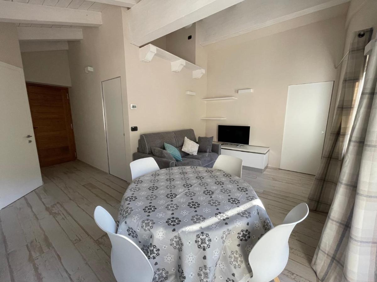 Appartamento Maison Blanche ลาซัลเล ภายนอก รูปภาพ